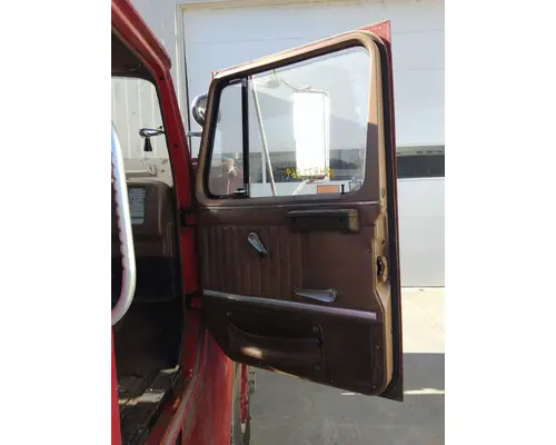 INTERNATIONAL S1900 1978-2001 DOOR ASSEMBLY, FRONT