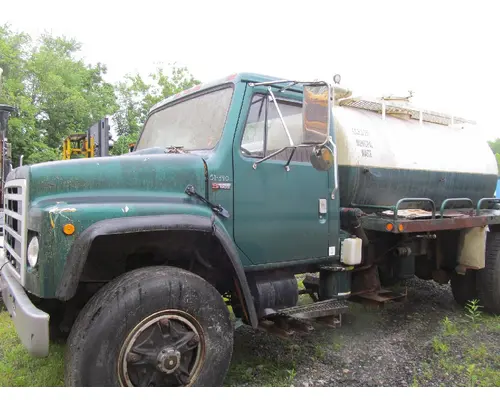 INTERNATIONAL S1900 Truck For Sale
