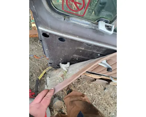 INTERNATIONAL SF637 Door Assembly, Front