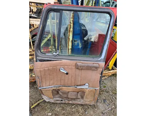 INTERNATIONAL SF637 Door Assembly, Front