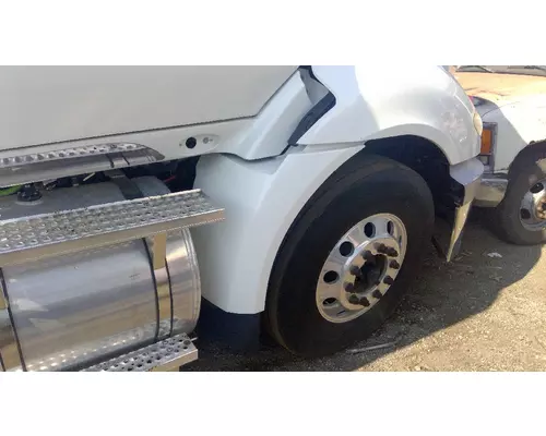 INTERNATIONAL STEP VAN Fender Extension