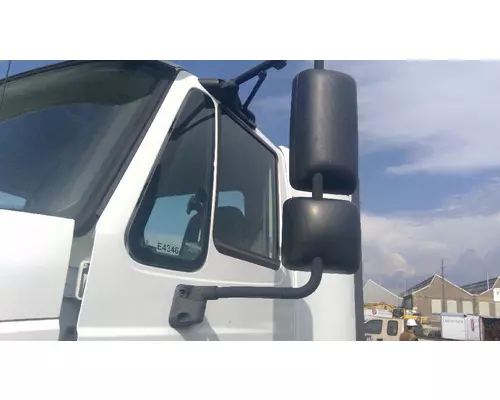 INTERNATIONAL STEP VAN Mirror (Side View)