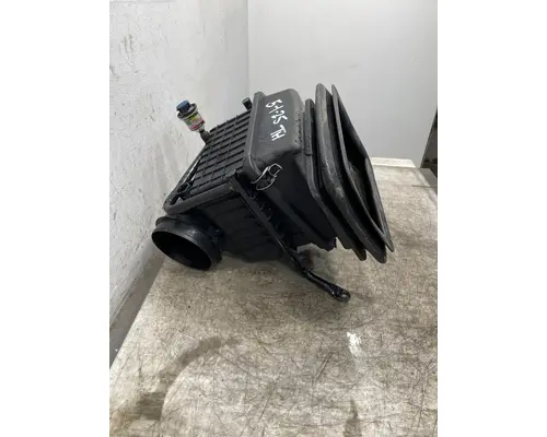 INTERNATIONAL School Bus Air Cleaner