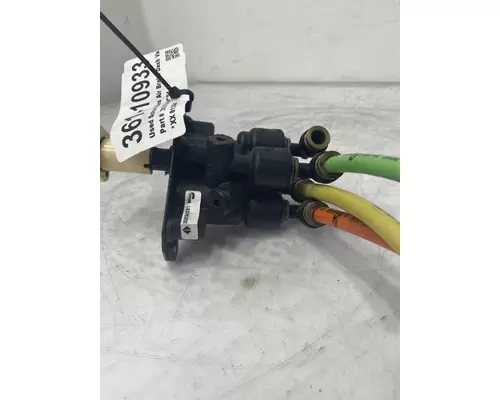 INTERNATIONAL School Bus Brake Proportioning Valve
