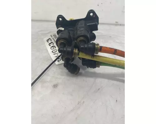 INTERNATIONAL School Bus Brake Proportioning Valve