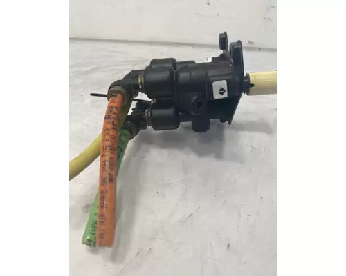INTERNATIONAL School Bus Brake Proportioning Valve