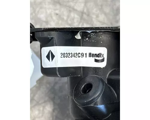 INTERNATIONAL School Bus Brake Proportioning Valve
