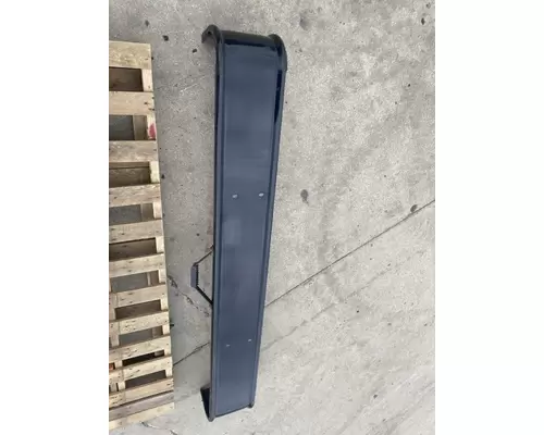 INTERNATIONAL School Bus Bumper Assembly, Front