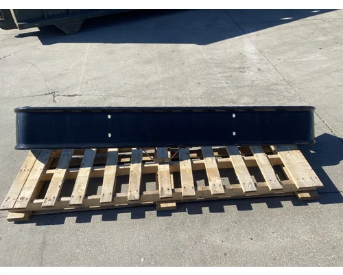 INTERNATIONAL School Bus Bumper Assembly, Front