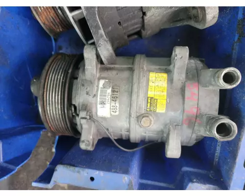 INTERNATIONAL T444E Air Conditioner Compressor