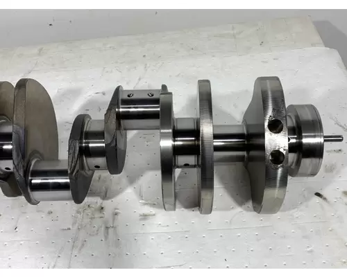 INTERNATIONAL T444E Crankshaft