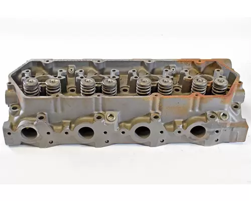 INTERNATIONAL T444E Cylinder Head