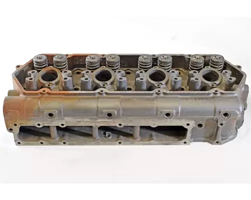 INTERNATIONAL T444E Cylinder Head
