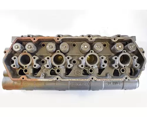 INTERNATIONAL T444E Cylinder Head