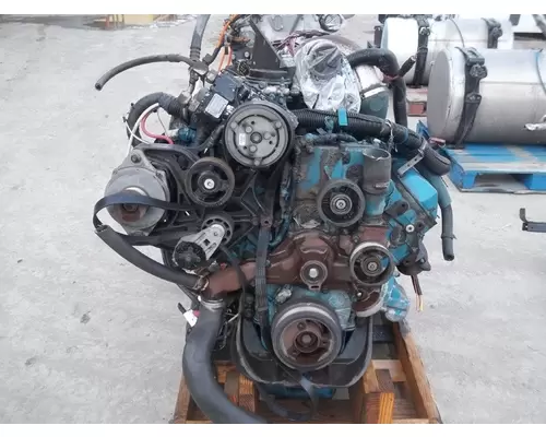 INTERNATIONAL T444E ENGINE ASSEMBLY