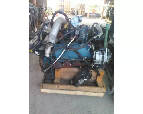 INTERNATIONAL T444E ENGINE ASSEMBLY