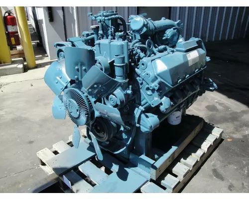 INTERNATIONAL T444E ENGINE ASSEMBLY