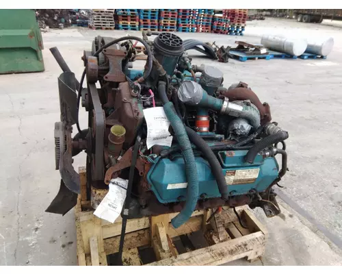 INTERNATIONAL T444E ENGINE ASSEMBLY