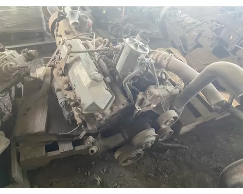 INTERNATIONAL T444E Engine Assembly