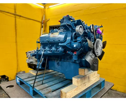 INTERNATIONAL T444E Engine Assembly