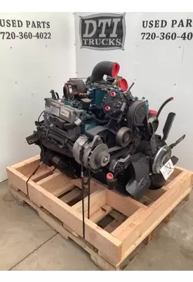 INTERNATIONAL T444E Engine Assembly