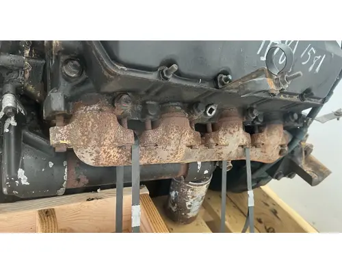 INTERNATIONAL T444E Engine Assembly