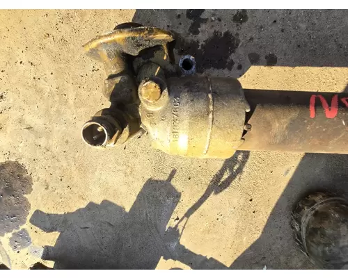 INTERNATIONAL T444E Engine Oil Cooler