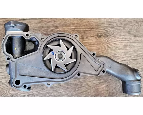 INTERNATIONAL T444E Water Pump