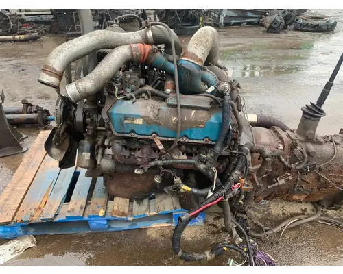 INTERNATIONAL T444 Engine Assembly