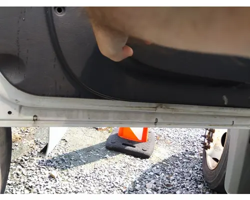 INTERNATIONAL TERRASTAR 2010-2015 DOOR ASSEMBLY, FRONT