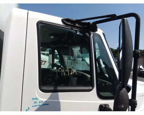 INTERNATIONAL TERRASTAR 2010-2015 DOOR ASSEMBLY, FRONT
