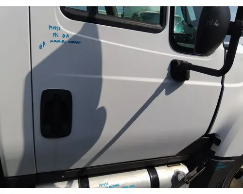 INTERNATIONAL TERRASTAR 2010-2015 DOOR ASSEMBLY, FRONT