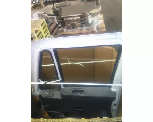 INTERNATIONAL TERRASTAR 2010-2015 DOOR ASSEMBLY, FRONT