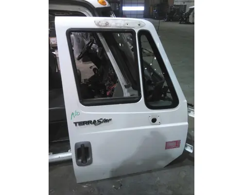 INTERNATIONAL TERRASTAR 2010-2015 DOOR ASSEMBLY, FRONT