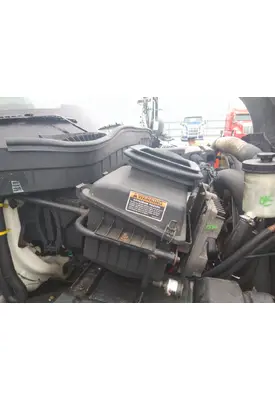 INTERNATIONAL TERRASTAR AIR CLEANER