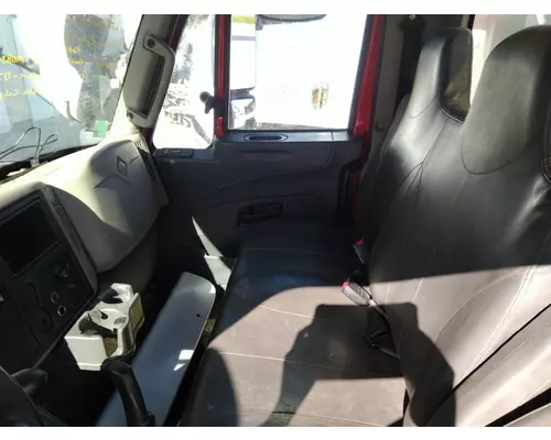 INTERNATIONAL TERRASTAR CAB STEP