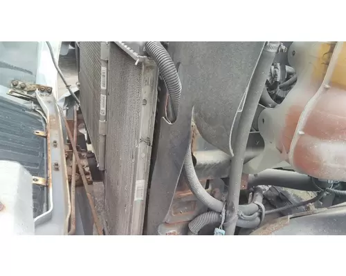 INTERNATIONAL TERRASTAR COOLING ASSEMBLY (RAD, COND, ATAAC)