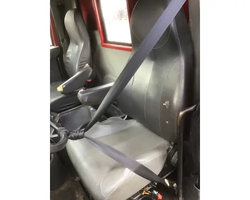 INTERNATIONAL TERRASTAR Cab