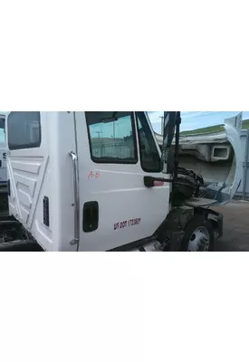 INTERNATIONAL TERRASTAR DOOR ASSEMBLY, FRONT