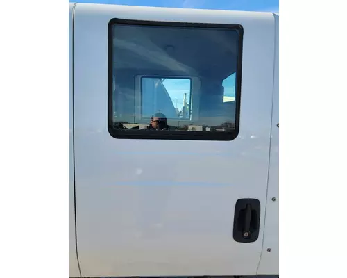 INTERNATIONAL TERRASTAR Door Assembly, Front