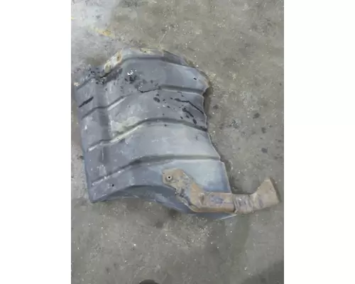 INTERNATIONAL TERRASTAR FENDER, SPLASH SHIELDGUARD