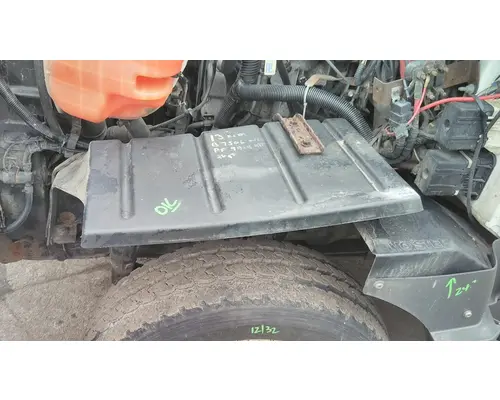 INTERNATIONAL TERRASTAR FENDER, SPLASH SHIELDGUARD