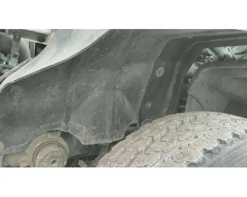 INTERNATIONAL TERRASTAR FENDER, SPLASH SHIELDGUARD