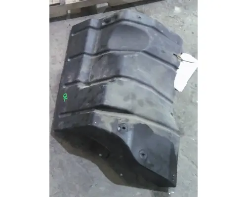 INTERNATIONAL TERRASTAR FENDER, SPLASH SHIELDGUARD