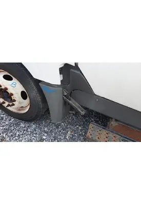 INTERNATIONAL TERRASTAR FENDER EXTENSION
