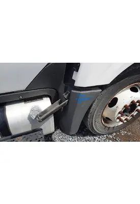 INTERNATIONAL TERRASTAR FENDER EXTENSION