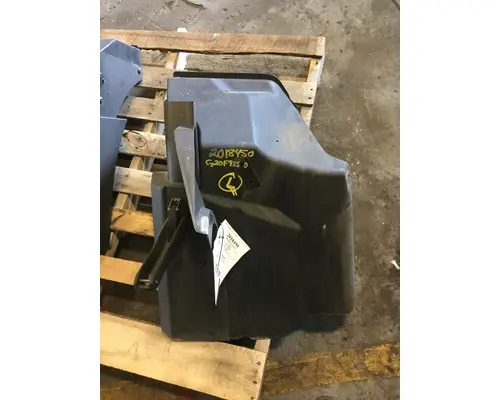 INTERNATIONAL TERRASTAR FENDER EXTENSION