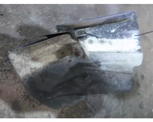 INTERNATIONAL TERRASTAR FENDER EXTENSION