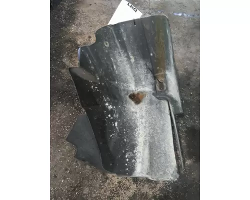 INTERNATIONAL TERRASTAR FENDER EXTENSION