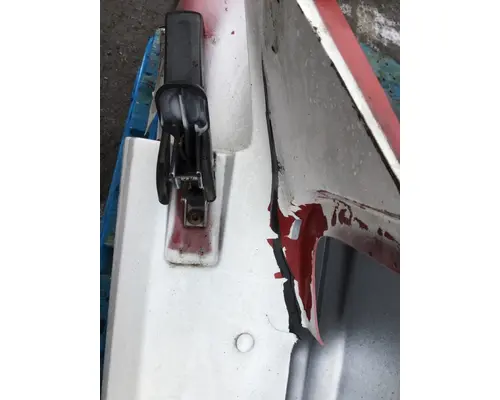 INTERNATIONAL TERRASTAR Fender Extension